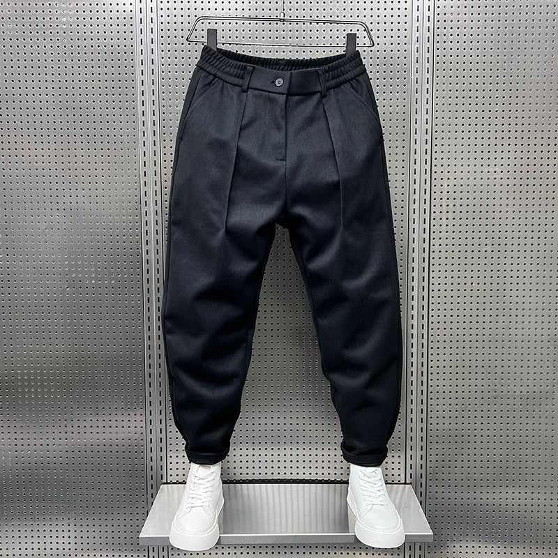 Matteo – The Casual Trousers with Style and Character