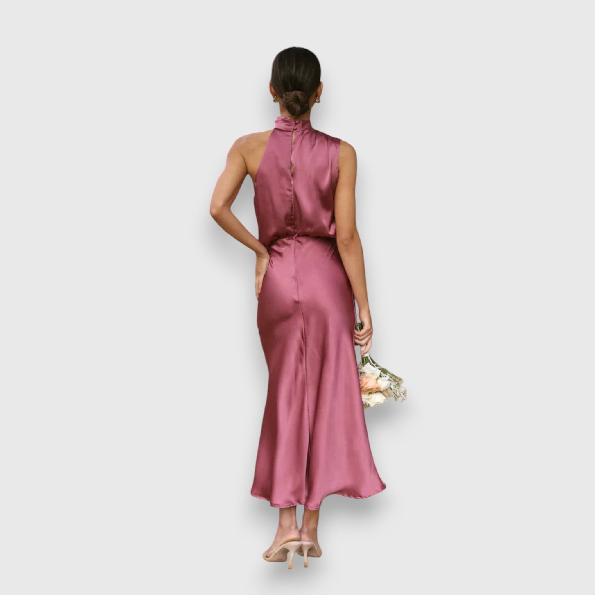 Zenaida – Elegant Midi Dress with Timeless Charm