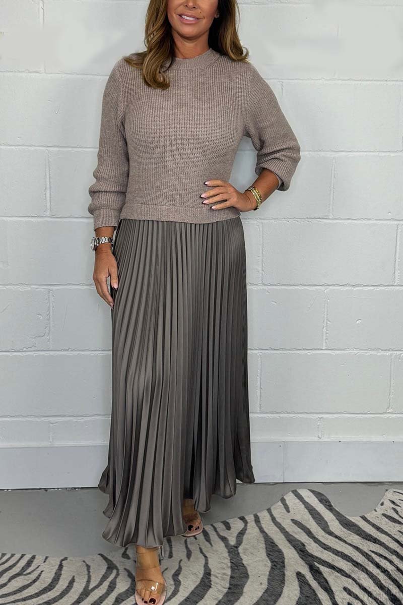 Jacobine - Unique winter dress with skirt detail
