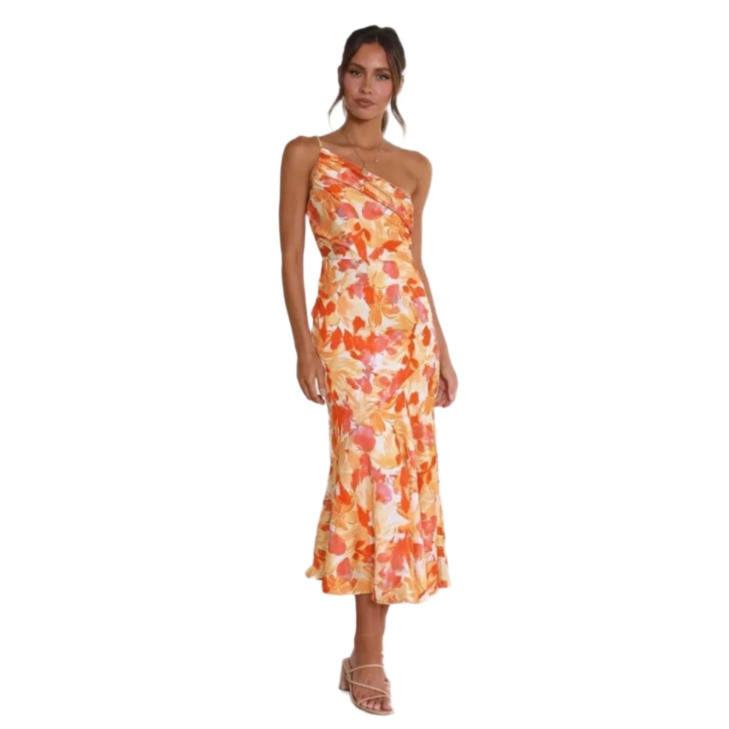 Alessia – The Satin Dress That Enhances Your Elegance